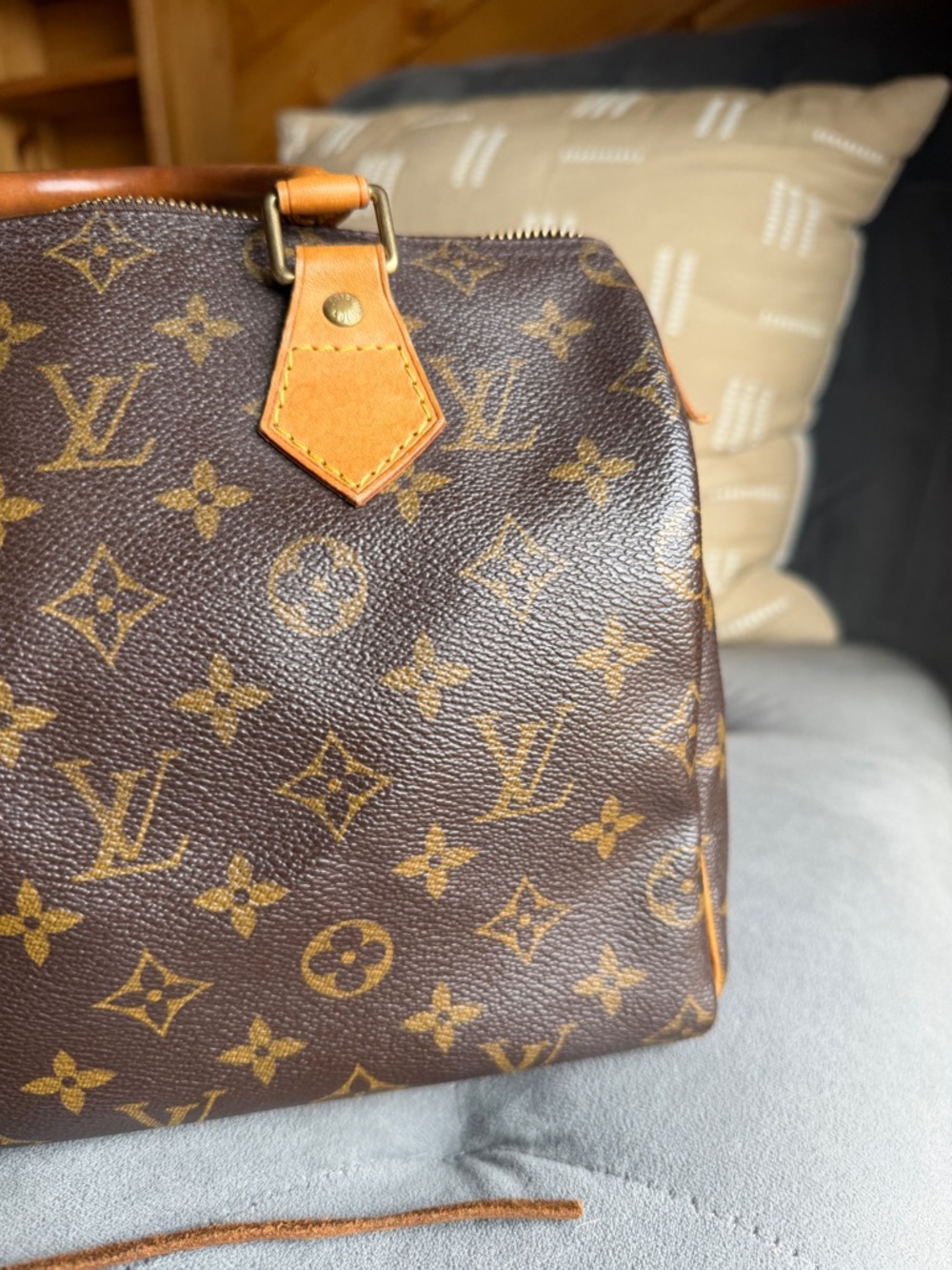 Vintage Louis Vuitton Monogram Canvas Speedy 25 - Picture 4 of 11